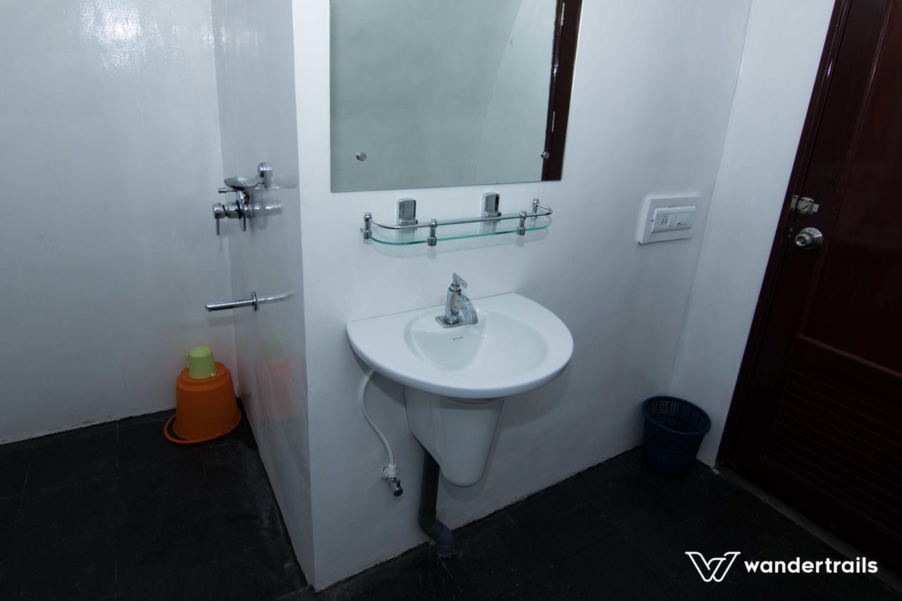 Cavern Wayanad-A Wandertrails Stay Kaniyāmbetta Exterior foto
